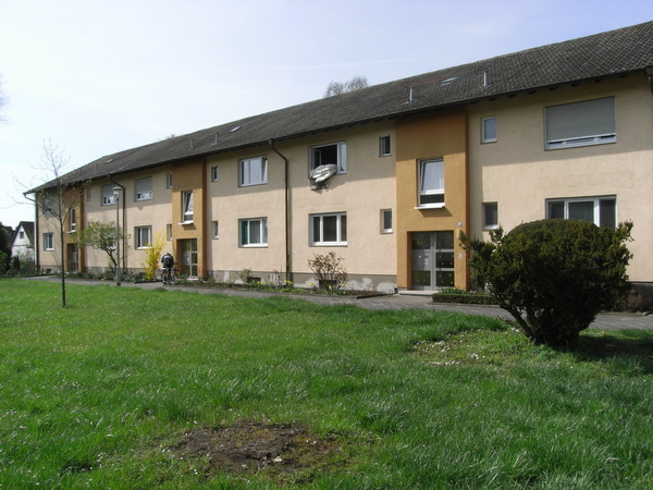 2 Zimmer, Küche, Dusche, Balkon, EG links - Photo 1