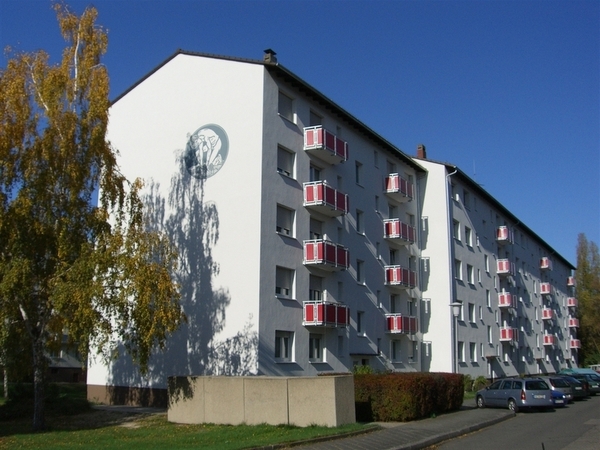2 Zimmer, Kochnische, Bad, Balkon, 4.OG rechts - Foto 2