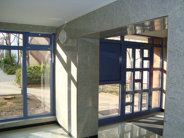 3 Zimmer, Kochnische, Bad, 2 Loggien, Aufzug, Tiefgarage, 12. Ebene - Foto 2