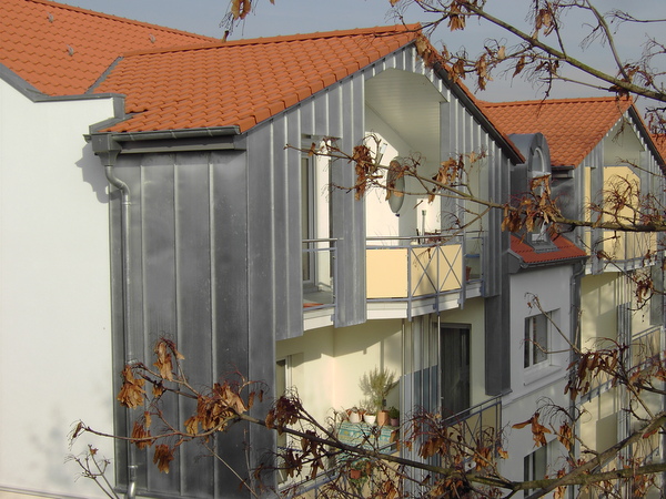 2 Zimmer, Küche, Bad, Loggia, DG rechts - Foto 4