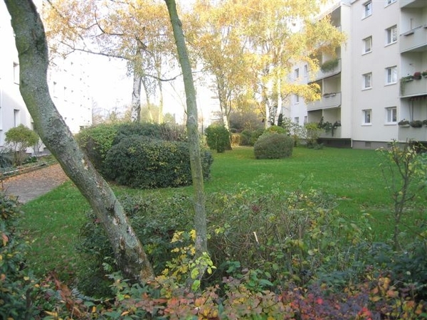 2 Zimmer, Küche, Bad, Loggia, 2.OG links - Foto 1