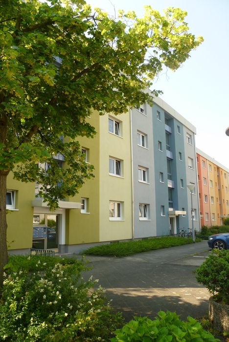 2 Zimmer, Küche, Bad, Loggia, 2.OG links - Foto 4
